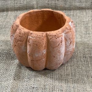 **Vintage Pumpkin Terracota Clay Pot